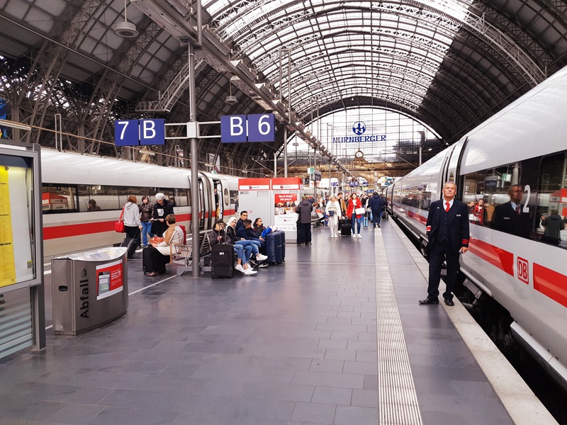 Goedkoop treinticket naar Düsseldorf boeken